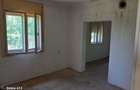 Casă cu 2 camere cu Teren 2200 Mp în Titulescu - 5 Casă cu 2 camere cu Teren 2200 Mp în Titulescu - 5