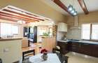 Casă cu 5 camere cu Teren 2389 Mp în Sânpetru - 6