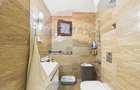 Apartament  2 camere  + terasa in vilă  parter B-dul Primaverii - 10