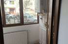 Inchiriez apt cu 3 camere, 380 - 5