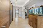 De vanzare Apartament cu 3 camere 83 mp Complex Iris - 10