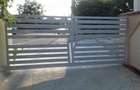 Vind casa i la 7 km pitesti - 2