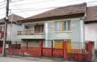 Casă cu 4 camere cu Teren 662 Mp în Mediaș - 2