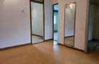 Apartament cu 3 camere decomandat în Micro 15 - 2