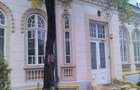 Casă cu 15 camere cu Canalizare în Universitate - 1