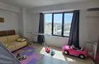 Apartament cu 4 camere decomandat în Barbu Văcărescu - 8