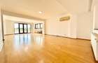 Apartament cu 5 camere decomandat în Aviatorilor - 3