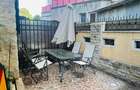 Apartament cu 4 camere decomandat în Trocadero - 2