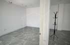 Imobil parter + etaj 210mp, curte, totem publicitar, zona Terapia