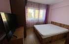 Apartament cu 2 camere decomandat în Micro 20 - 3