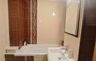 Apartament cu 3 camere decomandat în Central - 12