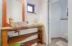 Casă individuală cu 3 camere cu Canalizare în Central - 6
