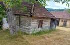 Se vinde casa batraneasca in zona de munte - 1