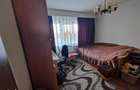 Apartament 2 camere decomandat, etaj intermediar, zona Intre Lacuri