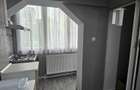 Inchiriez apartament cu 2 camere, Micro 17 pe Bulevardul Independentei, etajul 1