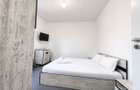 De vanzare apartament 3 camere, central - 1