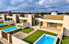 CASA TA LA MARE: PE PARTER, CU PISCINĂ PRIVATĂ! - Comision 0%