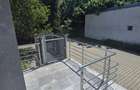 Spatiu de inchiriat (750 mp, cladire birouri), ultracentral,  Focsani, 6 eur/mp - 10