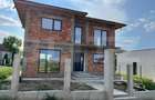 Vila 4 camere, 147 mp, zona Hlincea - 1
