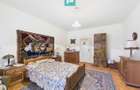 Casa cu etaj, in localitatea Buteni, Arad
