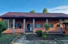 Casă cu 3 camere cu Teren 1880 Mp în Topalu - 4