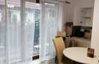 zona centrala 3 camere cu pat dublu , decomandat, la curte decking privat - 2