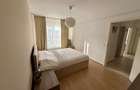 Inchiriez Apartament 2+ 1/2 camere, loc parcare si boxa