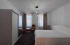 Apartament la casa, cu 3 camere, semidecomandat, zona centrala, str. Sitei - 9