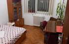 INCHIRIEZ Apartament 2 camere zona centrala.