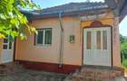 Casă cu 5 camere cu Teren 7900 Mp în Pleșcoi - 3