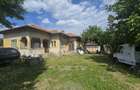 Casa si teren de vanzare - 6
