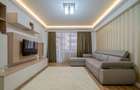 Apartament cu 3 camere decomandat în Tractorul - 4