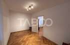 Apartament 3 camere 54mpu etaj 1 balcon zona Centrala Sibiu - 11