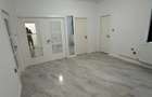 Apartament cu 3 camere semidecomandat în Tineretului - 2