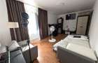 Apartament cu 3 camere decomandat în Mioriței - 2