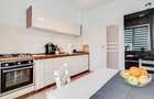 Apartament cu 3 camere decomandat în Sisești - 1