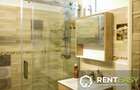 De inchiriat ! Apartament cu trei camere situat in Piata Unirii - 11