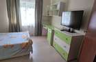 Inchiriez apartament 3 camere decomandat 1 Mai - 5
