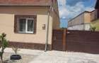 Casă cu 3 camere cu Teren 11111111 Mp în Mănăștiur - 2