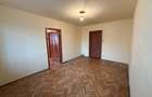 Apartament cu 3 camere circular în Minerul - 1