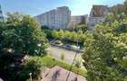 Spațiu comercial, de 500 mp, în Muncii - 1