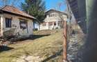 Casa de vanzare - zona linistita, aproape de Campina - 1