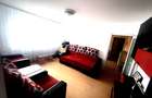vand apartament 3 camere 56 mp decomandat - 2