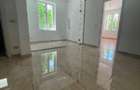 Apartament cu 4 camere decomandat în Sisești - 1