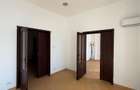 Inchiriez apartament zona Piata Unirii (central)