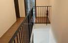Apartament cu 5 camere decomandat în Cornișa - 1