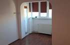 Apartament cu 3 camere decomandat în 13 Septembrie - 8