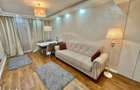 Vand apartament cu 2 camere decomandate - 1