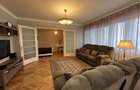 Apartament cu 3 camere semidecomandat în Central - 12