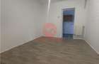Apartament 2 camere, parter, stradal, ideal pentru spatiu comercial, z - 2
